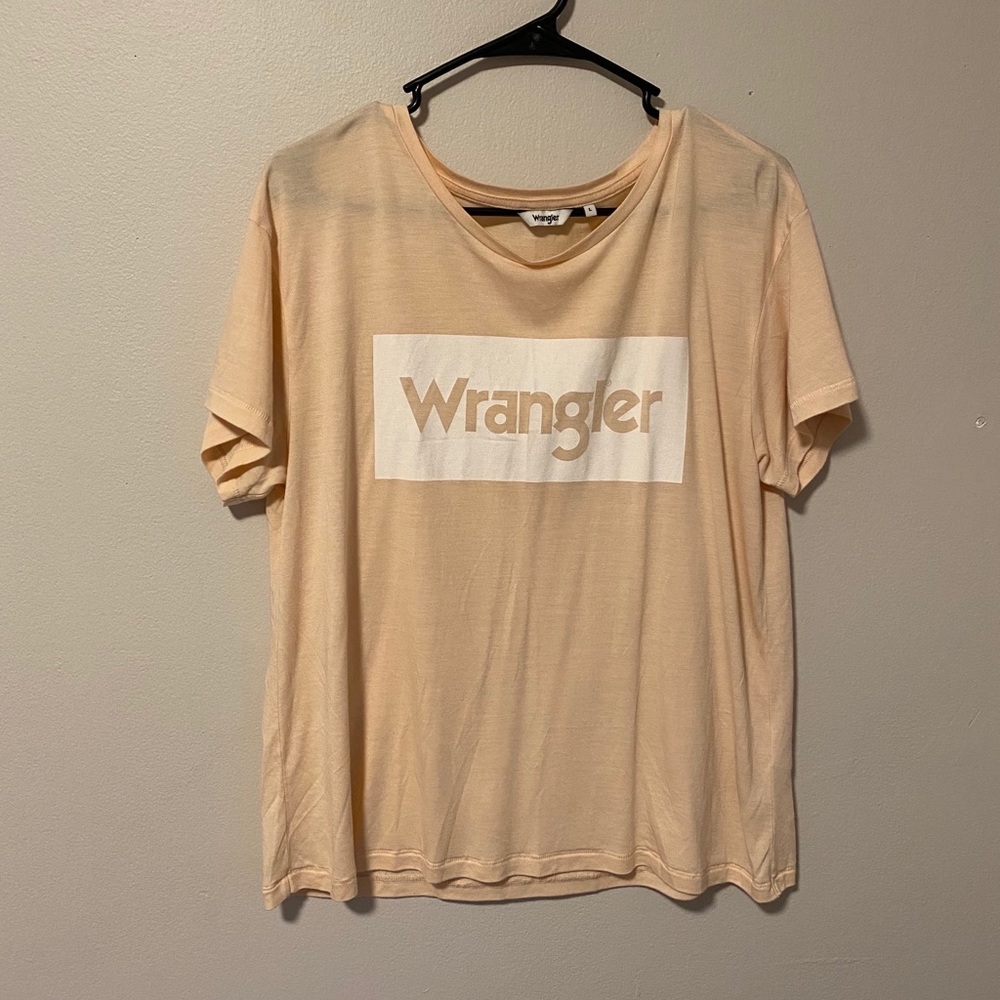 Wrangler loose fitting tshirt